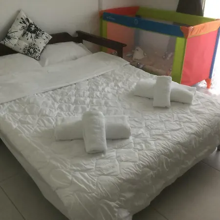 Luxury 3 Bedroom With Pool *